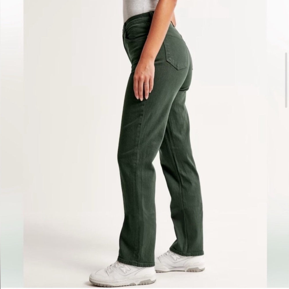 Abercrombie 90’s Straight Ultra High Rise Curve Love size 25/0 Short in Green - Picture 5 of 10